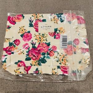 Sézane floral pouch
